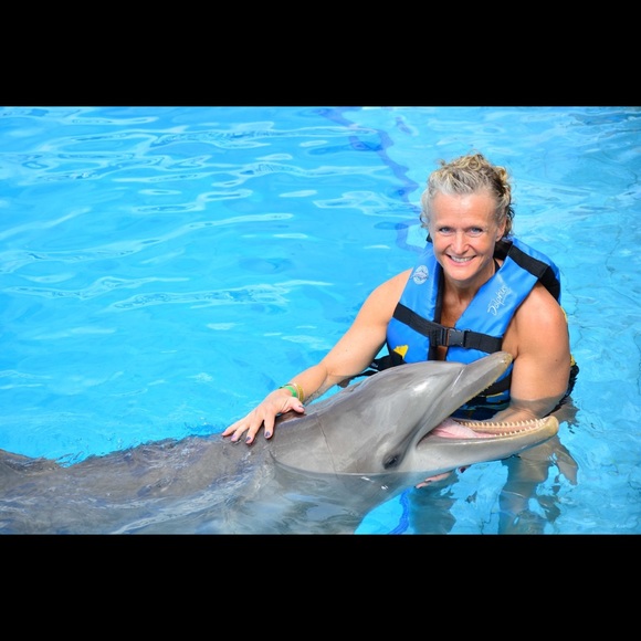 I’m Ann- Come &play! So many Amazing things 4U😘 - Picture 7 of 8